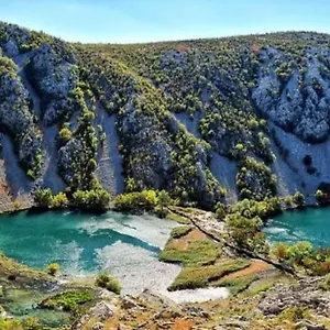 https://camping-dolovi.hotelinzadar.com