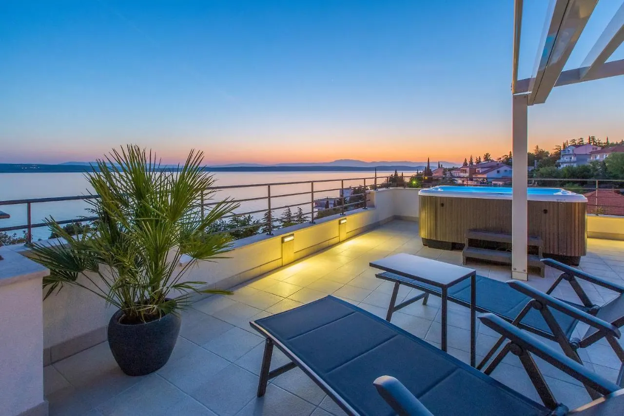 Domino Apartment Dramalj Croatia