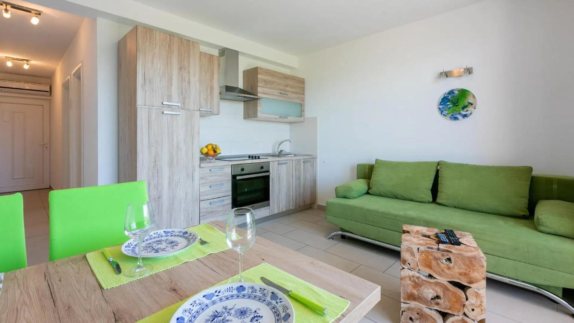 Domino Apartment Dramalj