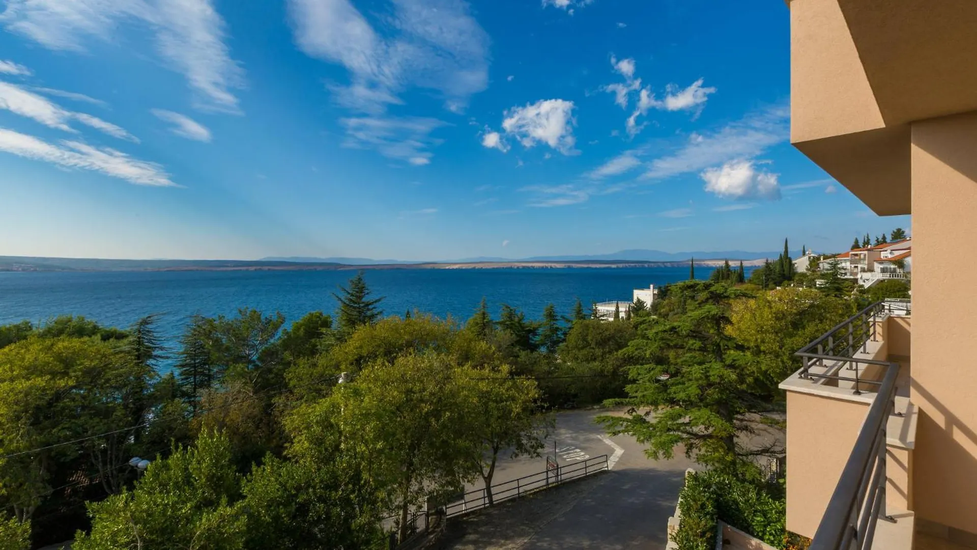 Domino Apartment Dramalj Croatia